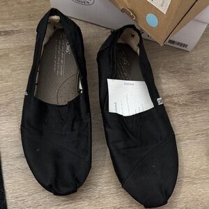 Toms Black Canvas Slip-On Flats